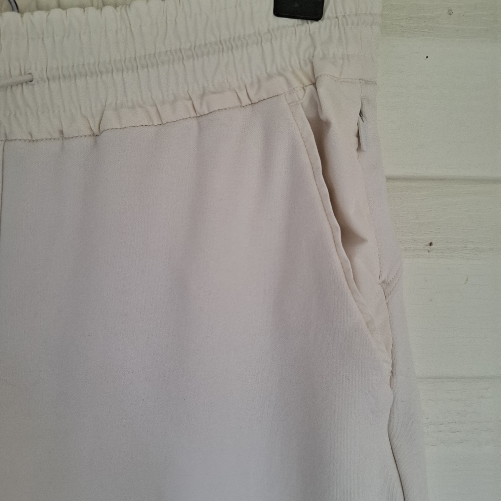 Athleta Avenue Wide Leg Cropped Lightweight Pants White Size Small - Picture 6 of 11